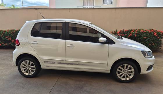 VOLKSWAGEN FOX 1.6 MSI TOTAL FLEX CONNECT 4P I-MOTION
